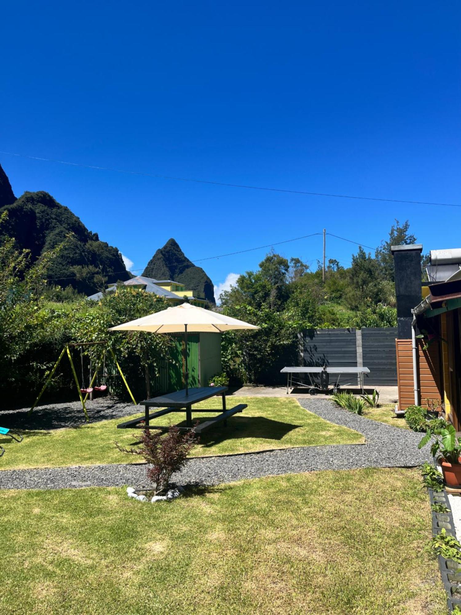 シラオス Au Pied Des Sourcesヴィラ エクステリア 写真